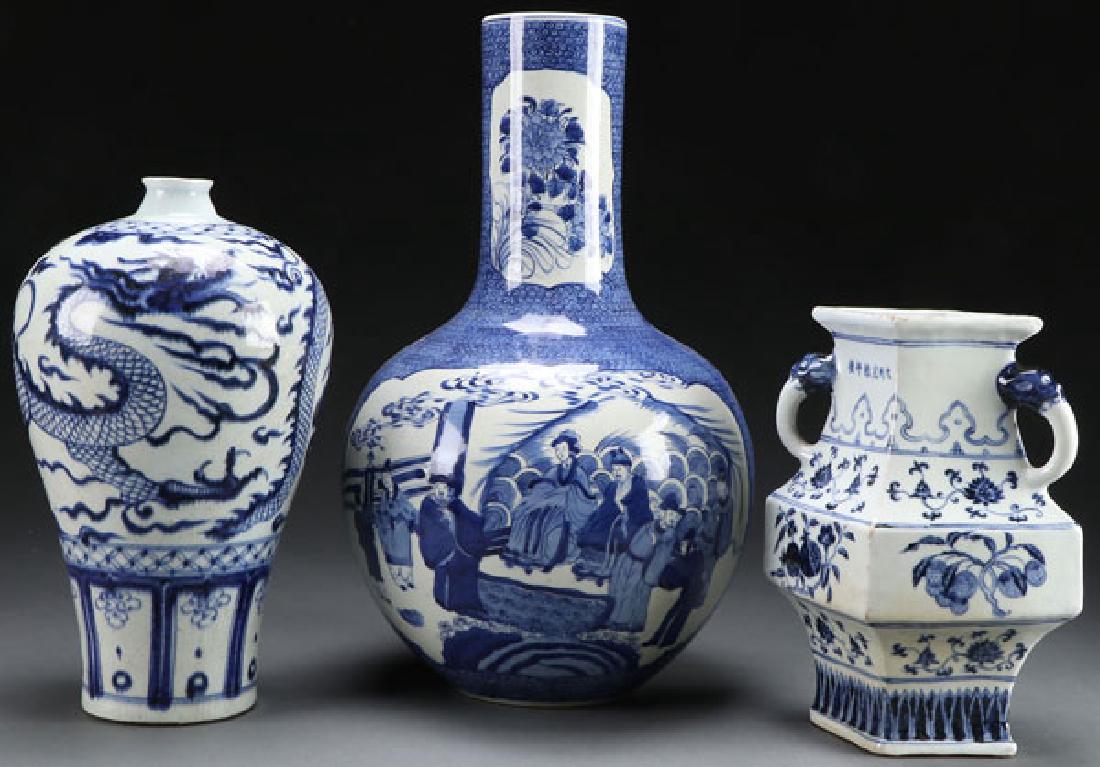 THREE CHINESE BLUE AND WHITE PORCELAIN VASES (1 of 2)