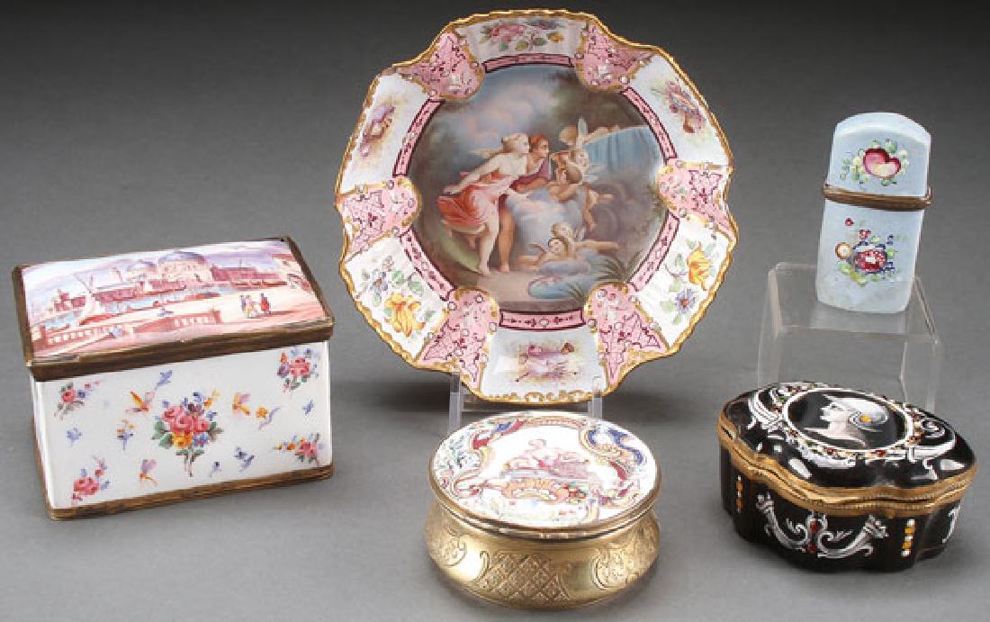 A GOOD GROUP OF CONTINENTAL ENAMELED WARES (1 of 6)