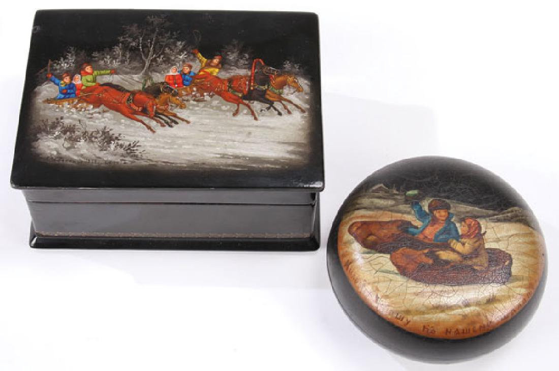 A PAIR OF RUSSIAN LACQUERWARE BOXES (1 of 4)