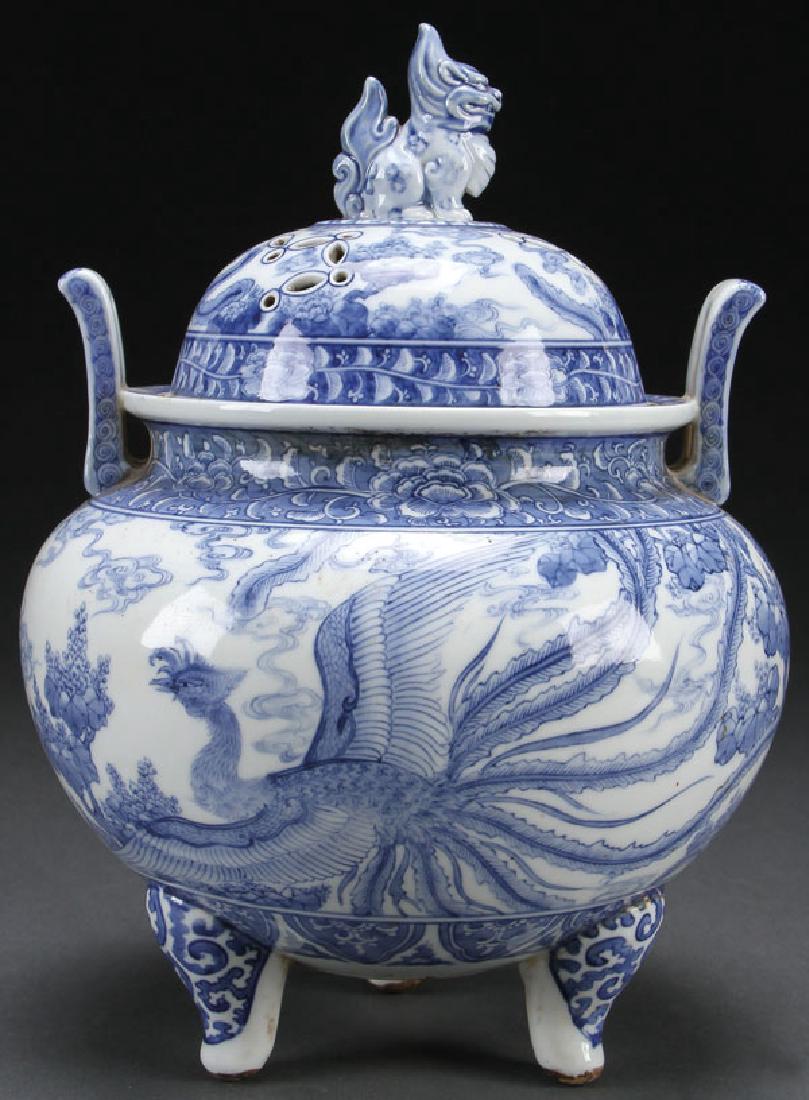 JAPANESE HIRADO BLUE WHITE "PHEASANTS" PORCELAIN CENSER (1 of 1)