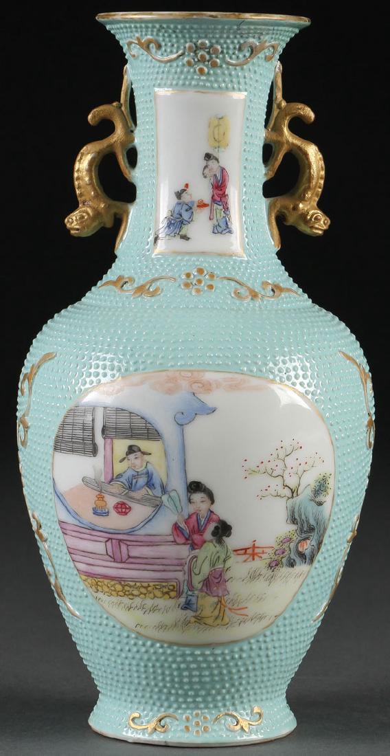 A CHINESE FAMILLE ROSE SCENIC PORCELAIN VASE (1 of 8)