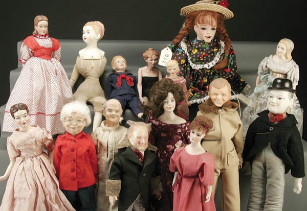A LOT OF 15 DOLLS including a WC Fields 198 Effan: A LOT OF 15 DOLLS including a WC Fields 198 Effanbee and 14 20th century artist dolls. Estimate $100-$150