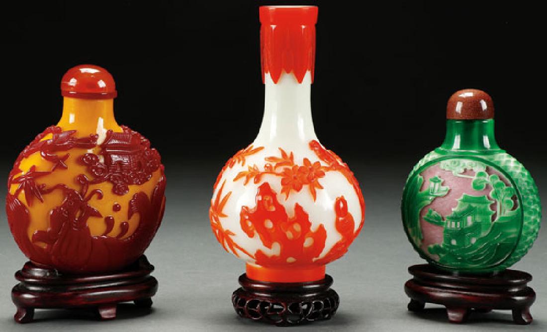 CHINESE PEKING CAMEO GLASS VASE AND SNUFF BOTTLE (1 of 1)