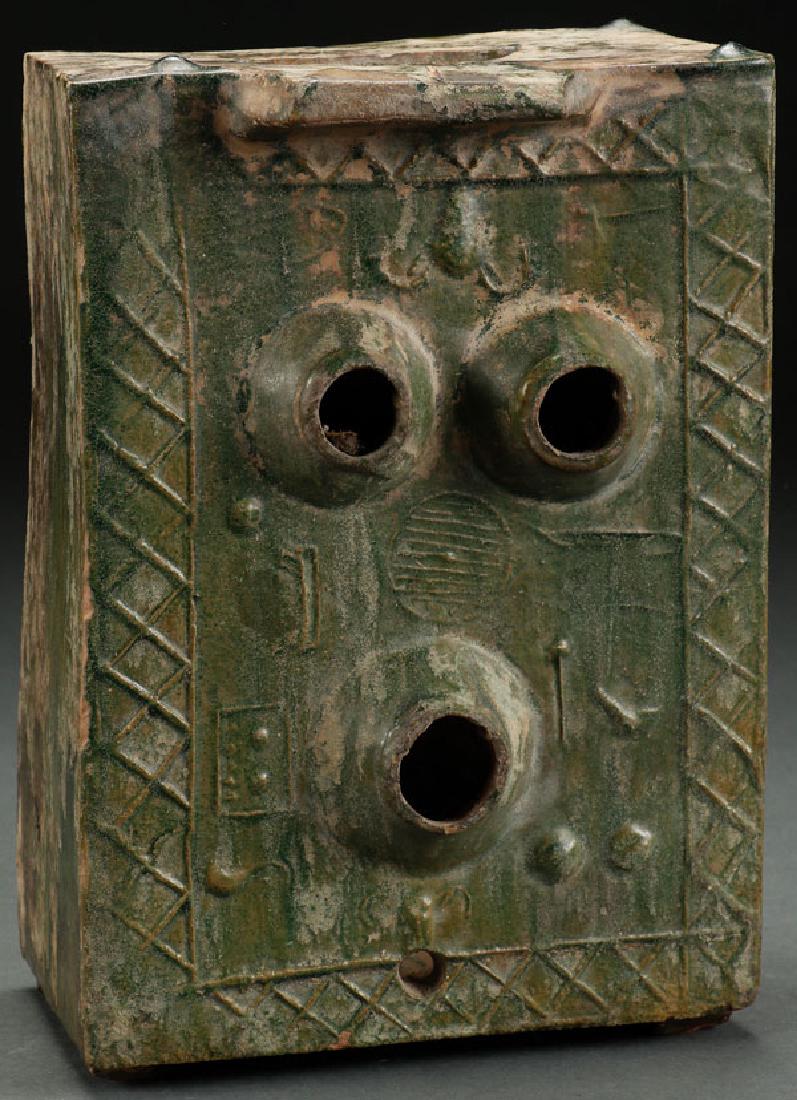 A CHINESE ARCHAIC GREEN GLAZED POTTERY BURIAL (1 of 1)