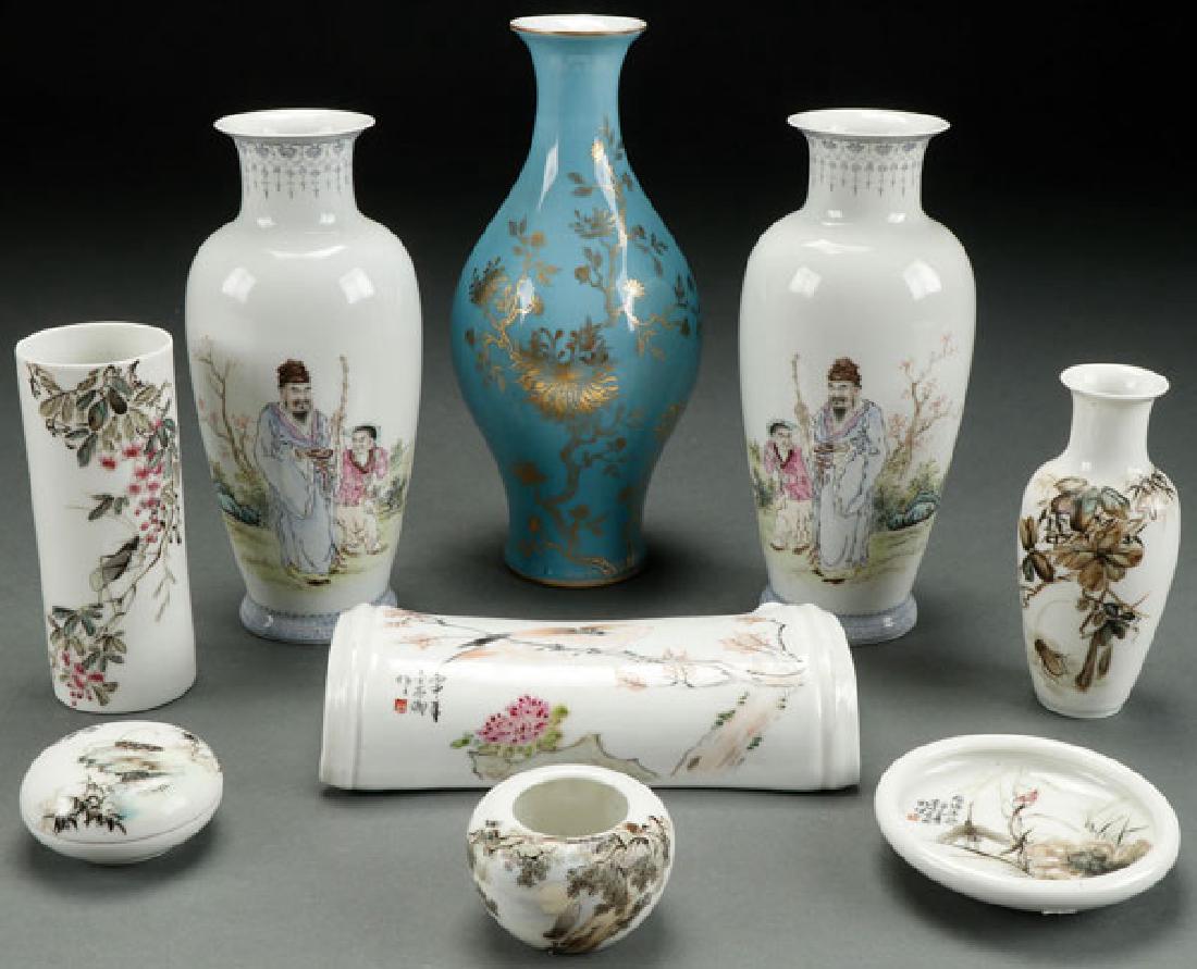 A NINE PIECE GROUP OF CHINESE PORCELAIN (1 of 8)