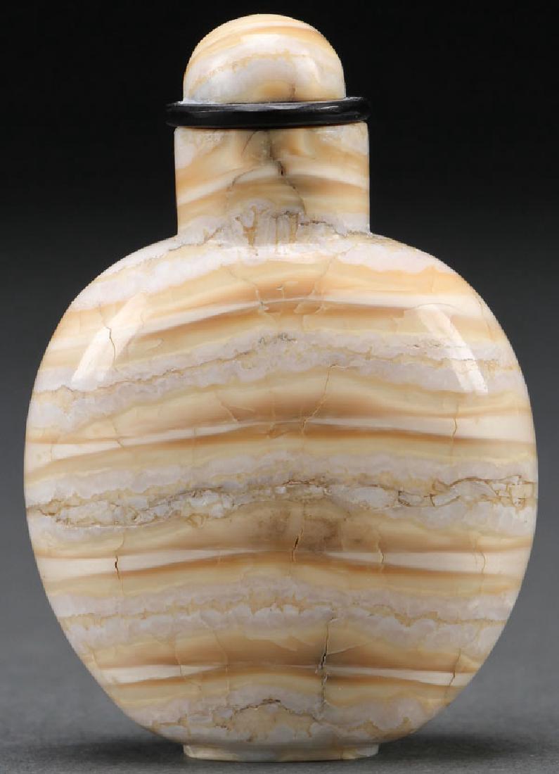 A CHINESE CARVED FOSSILIZED MAMMOTH IVORY SNUFF (1 of 1)