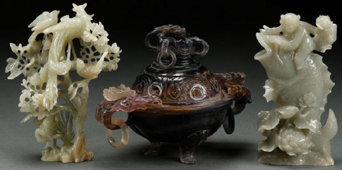 A PAIR OF CHINESE JADE CARVED FIGURAL GROUPS (1 of 7)