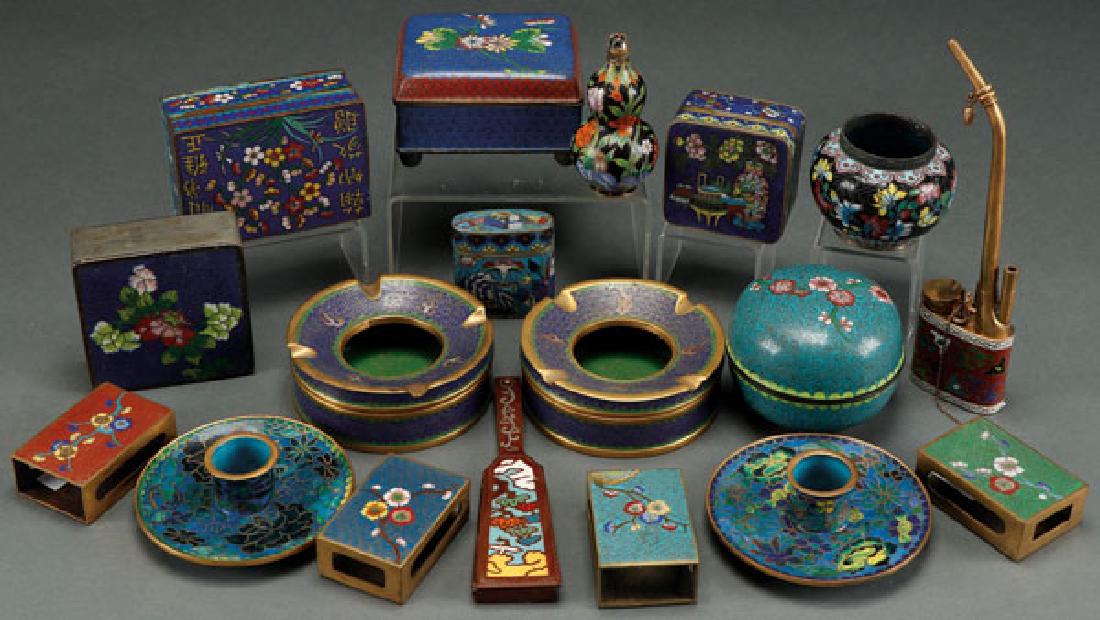 AN 18 PIECE GROUP OF VINTAGE CHINESE ENAMELED (1 of 1)