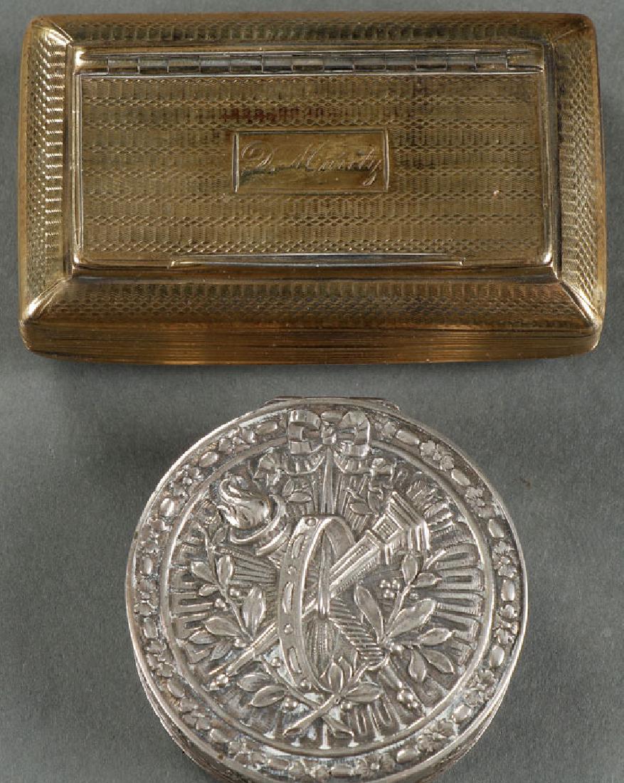 A GEORGIAN SILVER GILT SNUFF BOX (1 of 1)