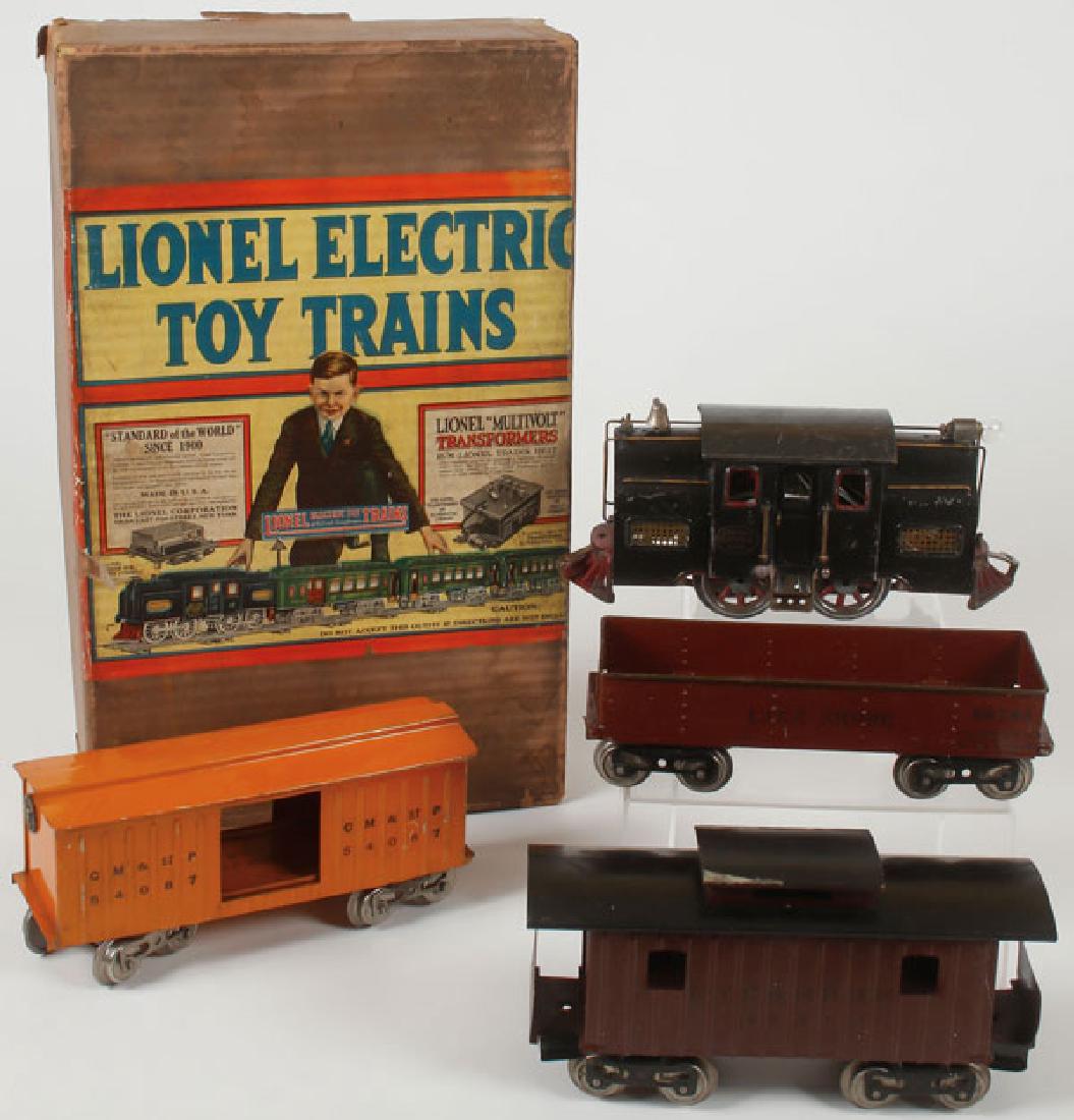 A LIONEL STANDARD GAUGE #33 TOY TRAIN OUTFIT (1 of 1)