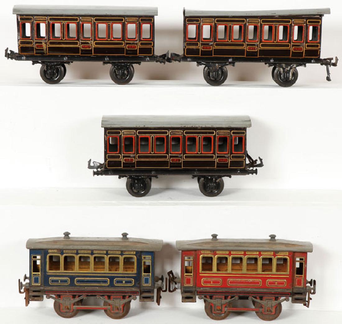 A FIVE PIECE GROUP OF GERMAN TIN LITHO #1 GAUGE (1 of 1)