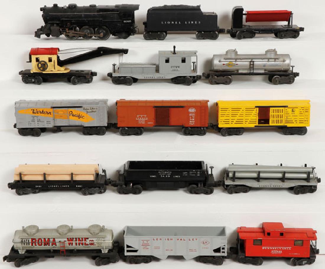 15 PIECE GROUP OF LIONEL O GAUGE ENGINE AND CARS (1 of 1)