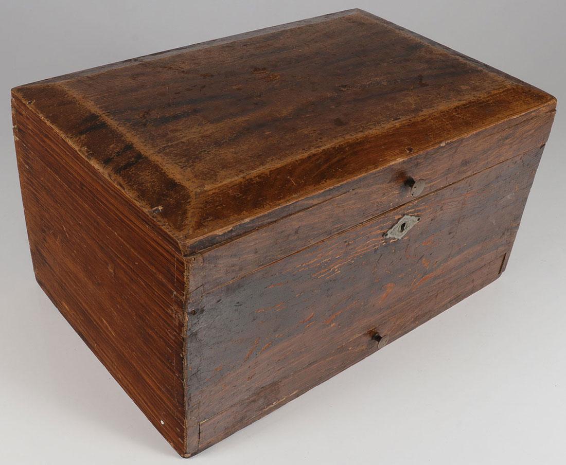 A GOOD GRAIN PAINTED PINE SUGAR BOX, 19TH CENTURY (1 of 2)