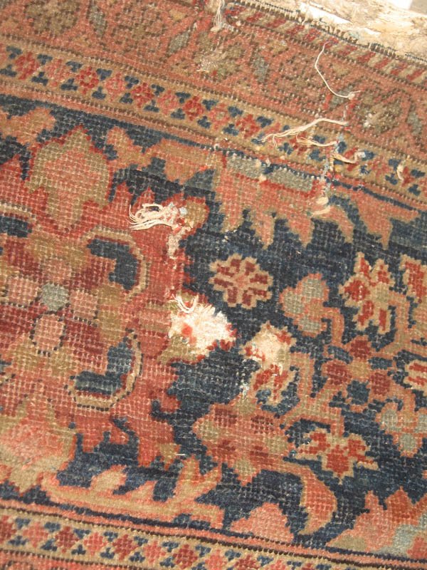 A PERSIAN SAROUK HANDMADE RUG circa 1900. 12 feet - 4