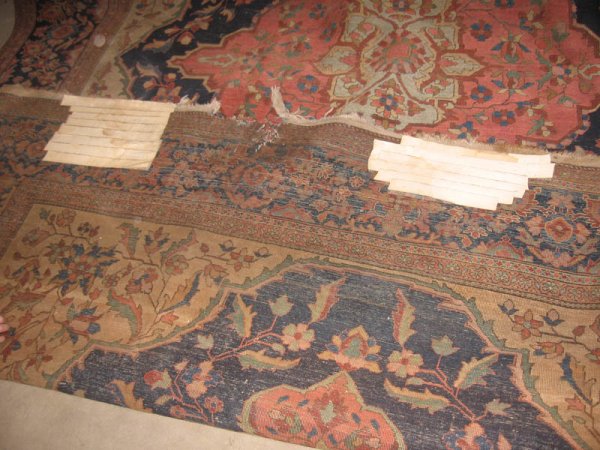 A PERSIAN SAROUK HANDMADE RUG circa 1900. 12 feet - 6