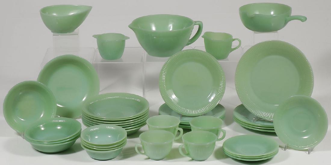 42 PIECES OF PYREX JADEITE FIRE KING TABLEWARE: 42 PIECES OF PYREX JADEITE FIRE KING TABLEWARE. A set of Fire king plates and dishes comprising a large batter bowl (diameter 7.5 inches), a pouring bowl (diameter 6.5 inches), a teardrop bowl (lengt