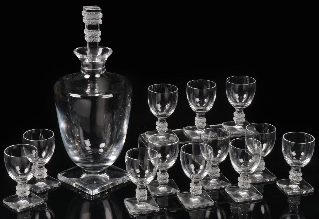A LALIQUE CRYSTAL ARGOS PATTERN LIQUEUR SET Jul 30, 2019 Jackson's
