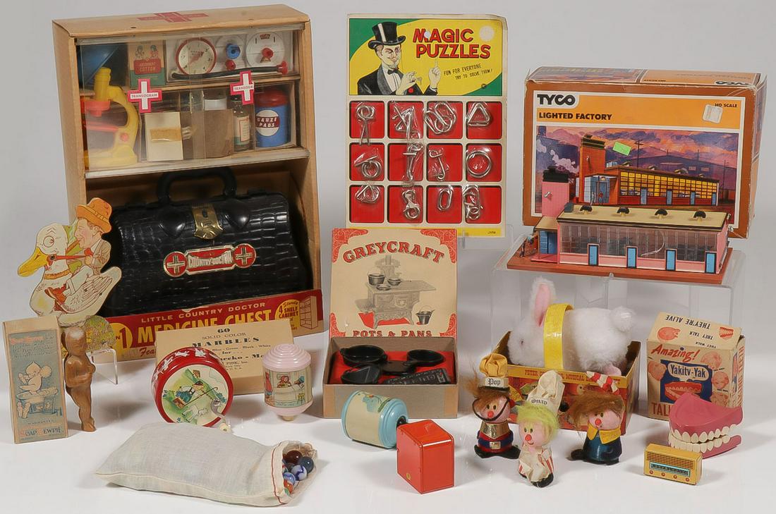 18 VINTAGE TOYS: 18 VINTAGE TOYS. Comprising Little Country Doctor Medicine Chest and Doctor Bag in original box, a Yakity-Yak Talking Teeth in original box, a soap Kewpie in original box, a Magic Puzzles in original 