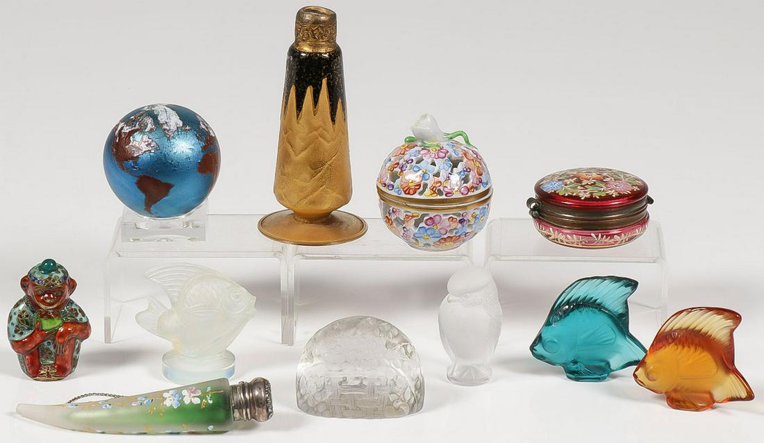 LALIQUE AND OTHER SMALLS GROUPING: LALIQUE AND OTHER SMALLS GROUPING. Comprising 11 total pieces including two Lalique colored glass fish, an opaque Sabino fish, a Lalique frosted owl, a Lalique basket of fruit, an enameled satin glass