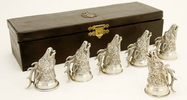 RUSSIAN STYLE SILVER HUNTING BEAKERS