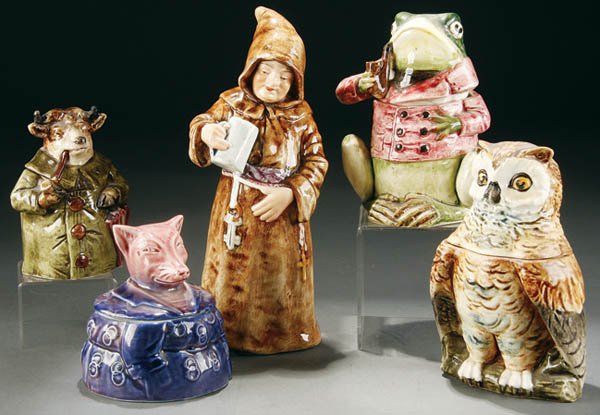 A 5 PIECE GROUPING OF FIGURAL MAJOLICA, including