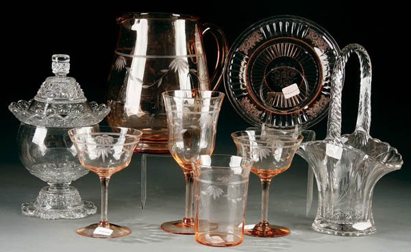 A 41 PIECE GROUPING OF VINTAGE GLASS, 20th centur
