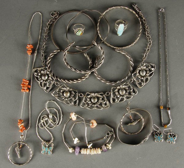 MEXICAN SILVER GROUP including necklaces, rings a