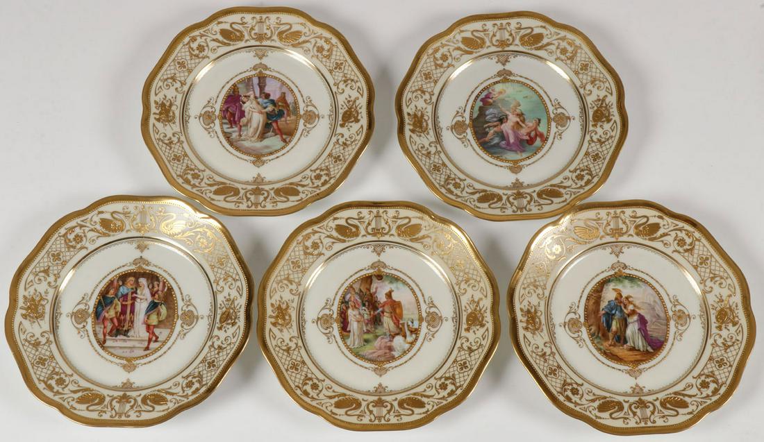 10 GERMAN PORCELAIN WAGNER THEMED PLATES C 1900: 10 GERMAN PORCELAIN WAGNER THEMED PLATES C 1900. Comprising 10 individual porcelain plates. The cavetto of each with hand-painted scene from a Wagnerian opera. The borders scalloped and heavily decora