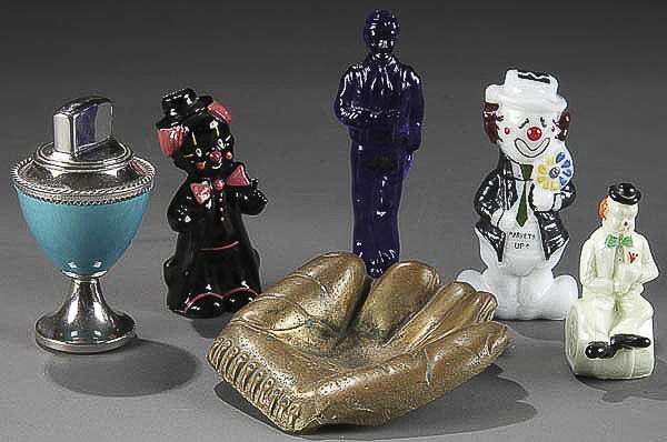 BOYD'S CRYSTAL ART GLASS FIGURES 20th century, co: BOYD'S CRYSTAL ART GLASS FIGURES 20th century, consisting of 2 clowns together with other glass figures, a cast brass baseball mitt, and a Zippo enameled table lighter. Height 5.5 inches. Estimate $50