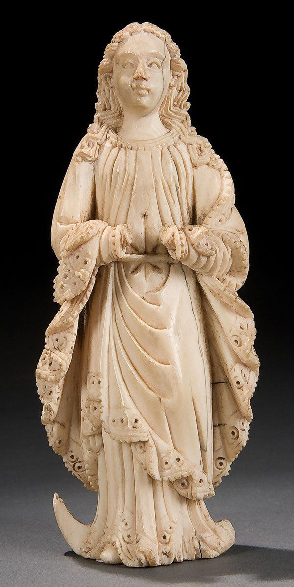 325 Religious, IndoPortuguese carved ivory figure
