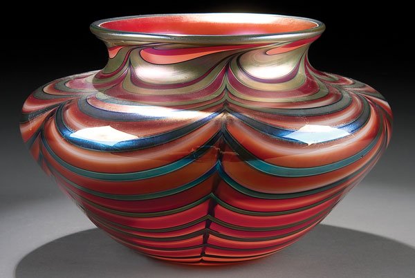 DANIEL LOTTON VASE circa 1990. Ovoid-shouldered f