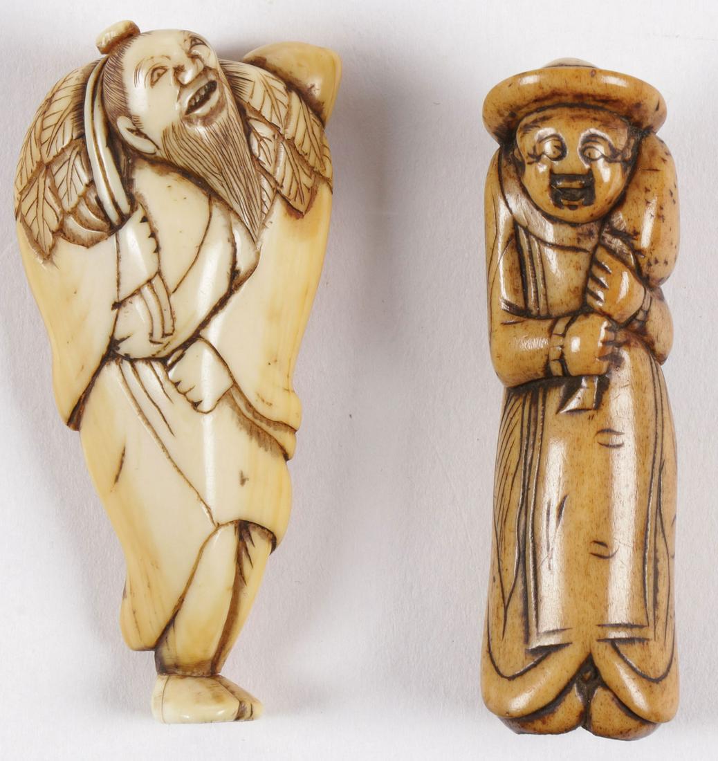 PR OF EARLY CARVED JAPANESE NETSUKES: PR OF EARLY CARVED JAPANESE NETSUKES. Comprising two 18th century carved netsukes, one bone, the other perhaps antler or other natural material. Each depicting travelers. Greatest measurement 2.5 inch