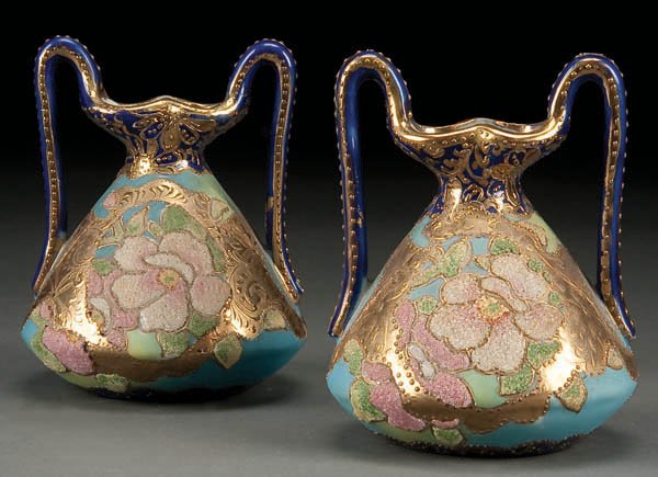 A PAIR OF HAND PAINTED NIPPON, CORALENE & COBALT : A PAIR OF HAND PAINTED NIPPON, CORALENE & COBALT DECORATED VASES early 20th century, with magenta US Patent mark. Height 4 inches. Estimate $300-$500