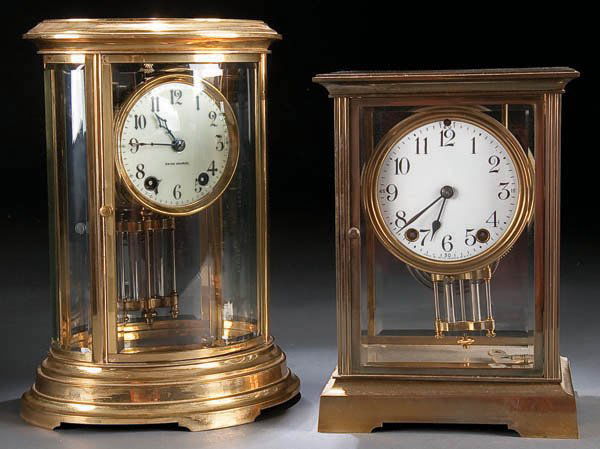 A PAIR OF SETH THOMAS CRYSTAL REGULATORS, circa 1: A PAIR OF SETH THOMAS CRYSTAL REGULATORS, circa 1900. Height 8.25 inches. Estimate $100-$200