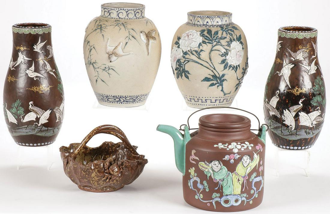 GLAZED JAPANESE CERAMICS GROUP, MEIJI (1 of 4)