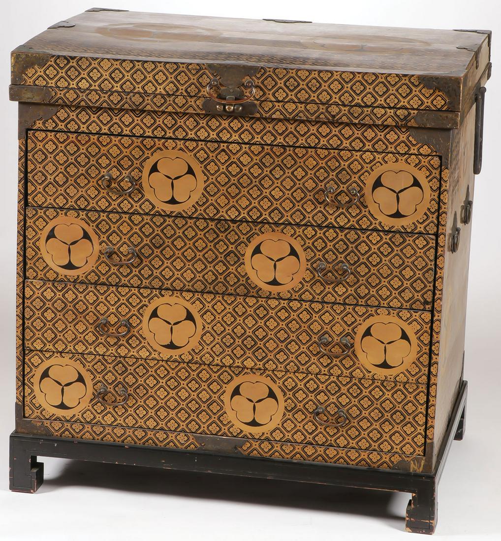 A LARGE JAPANESE EDO PERIOD WOOD CHEST (1 of 12)