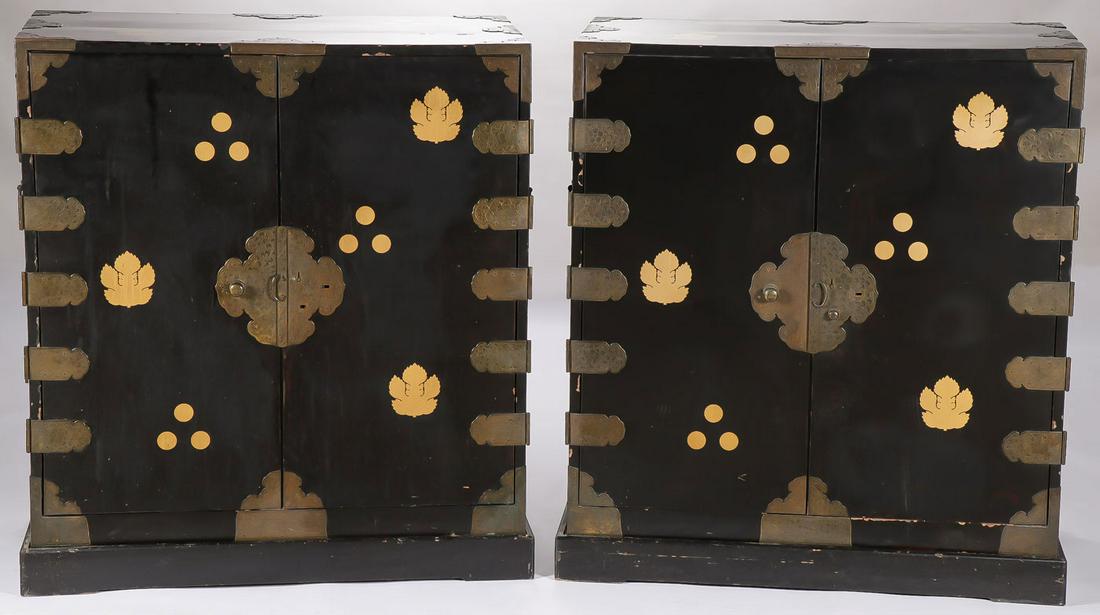 A PAIR OF CHINESE LACQUER CABINETS (1 of 8)