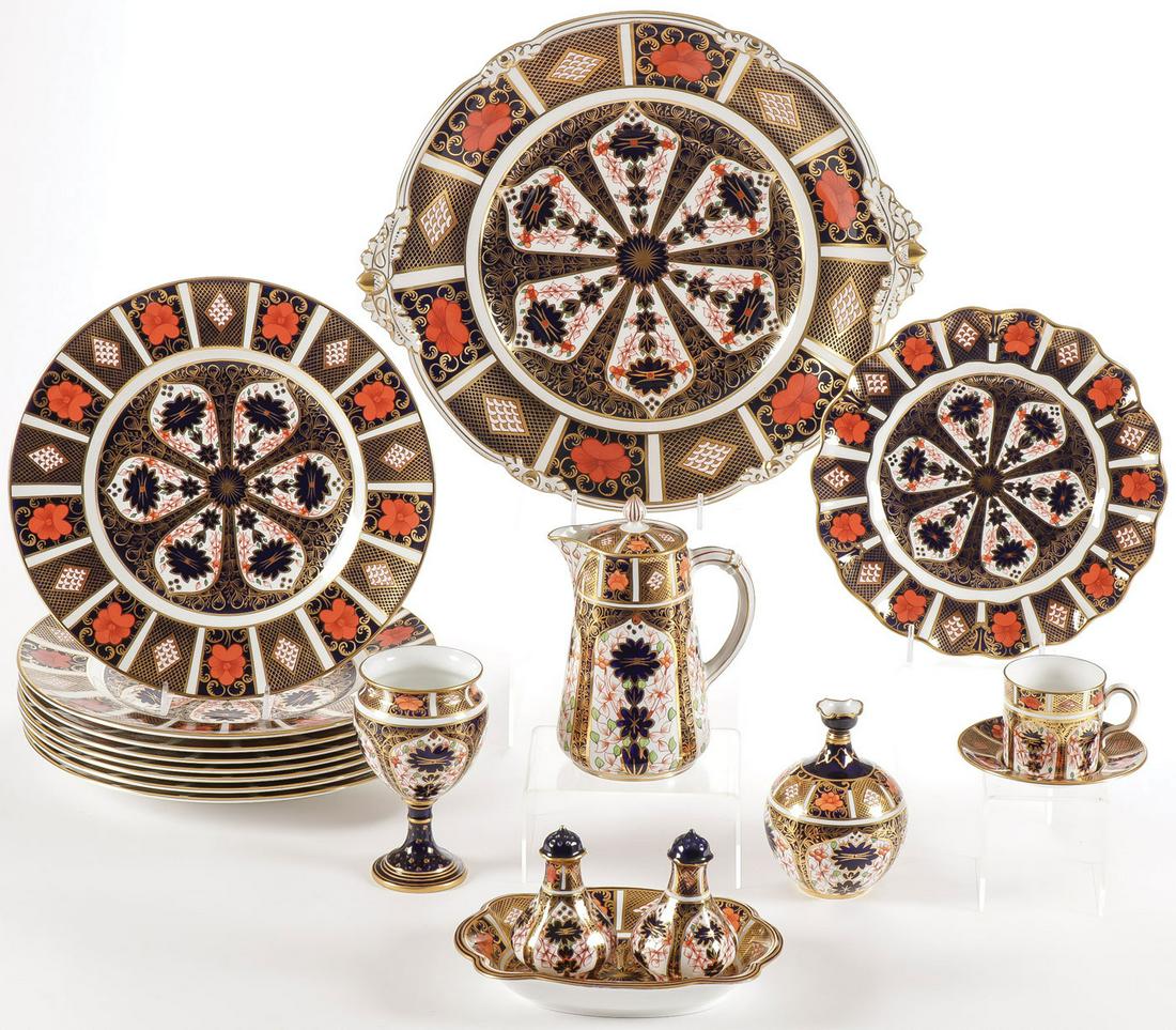 18 PCS ROYAL CROWN DERBY "OLD IMARI" (1128) (1 of 2)