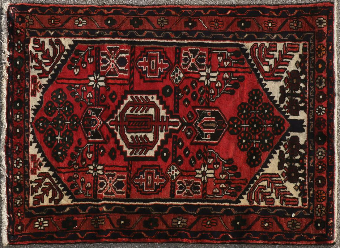 A PAIR OF ORIENTAL RUGS (1 of 6)