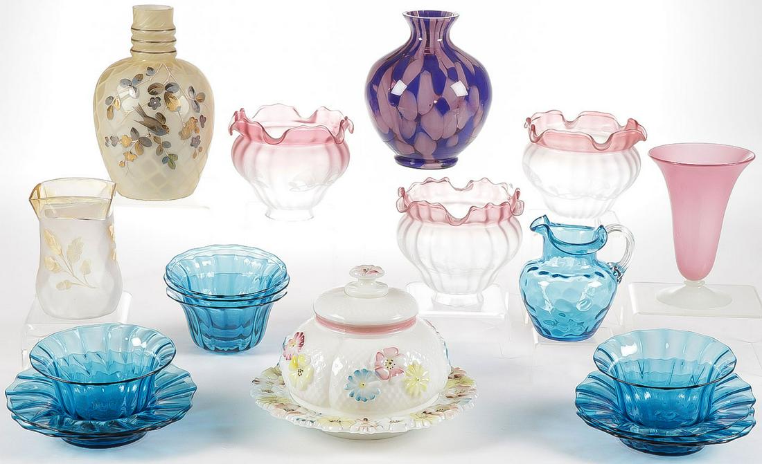 20 PIECES VINTAGE ART GLASS: 20 PIECES VINTAGE ART GLASS. Comprising a good variety of vintage art glass including a cased glass diamond quilted satin mother of pearl vase, enameled with gilt songbirds, three Vianne marked matchi
