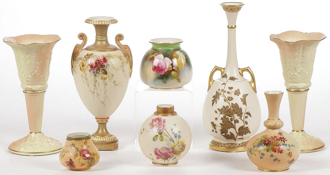8 PIECES OF ROYAL WORCESTER: 8 PIECES OF ROYAL WORCESTER. Comprising various vessels, vases and pair of matching footed trumpet vases. Greatest height 10 inches. SHIPPING NOTICE: Jackson's is your sole and only source for one sto