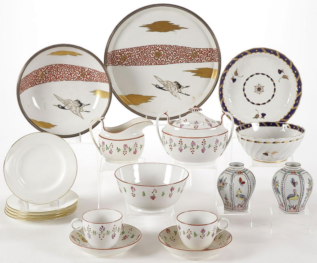 MIXED EUROPEAN PORCELAIN GROUP: MIXED EUROPEAN PORCELAIN GROUP. Comprising 18 individual items including a 19th century partial tea service with two matching cups, underplates, creamer, sugar and waste bowl. A 19th century waste bow