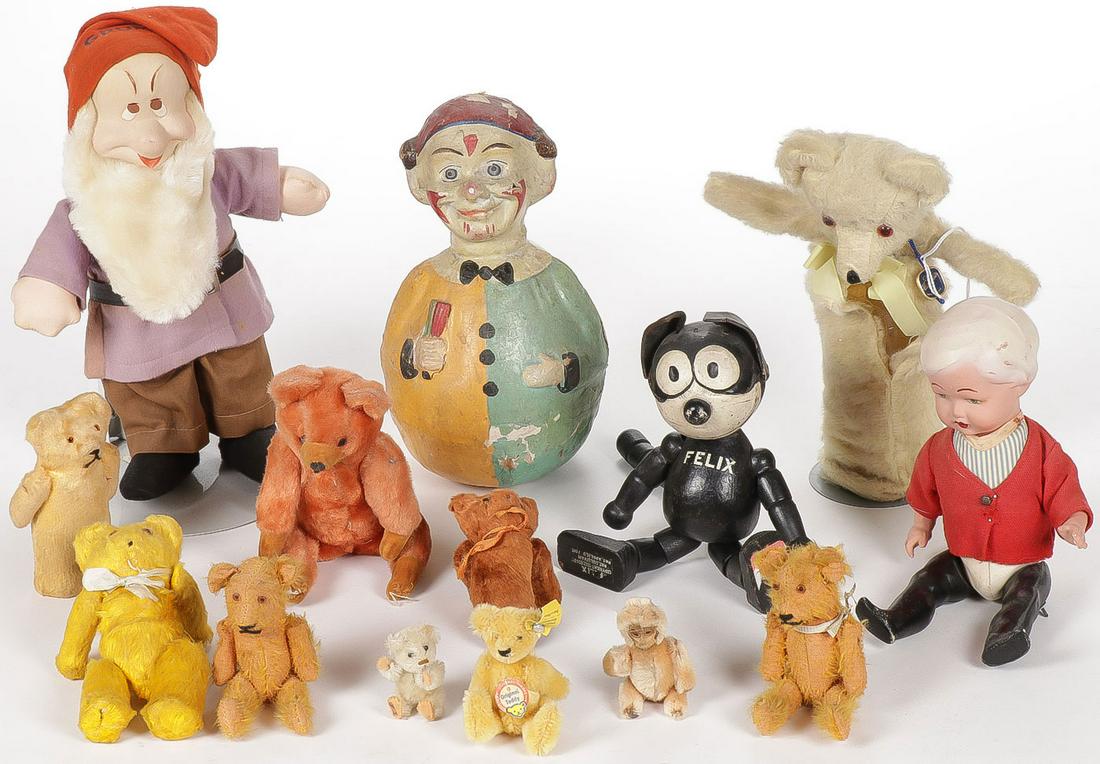 GROUP LOT VINTAGE TOYS INCL STEIFF: GROUP LOT VINTAGE TOYS INCL STEIFF. Comprising 14 individual items including miniature mohair teddy bears, one miniature mohair monkey, a baby bottle cozy/cover, a dwarf, a papier mâché roly