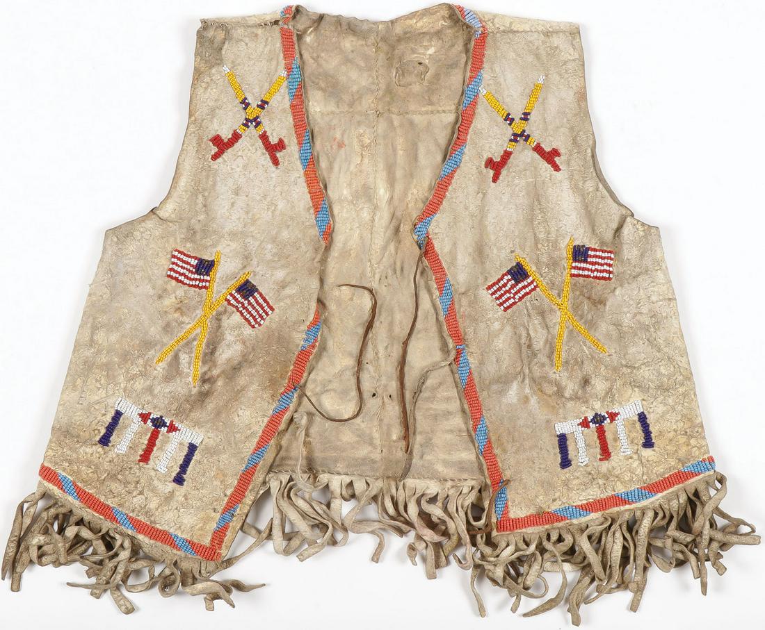 A SIOUX BEADED CHILDS VEST C 1890 (1 of 2)