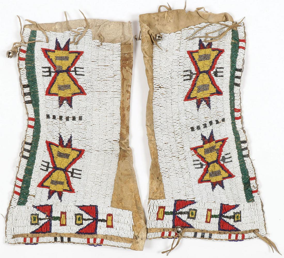 NORTHERN PLAINS BEADED LEGGINGS C 1900 (1 of 2)