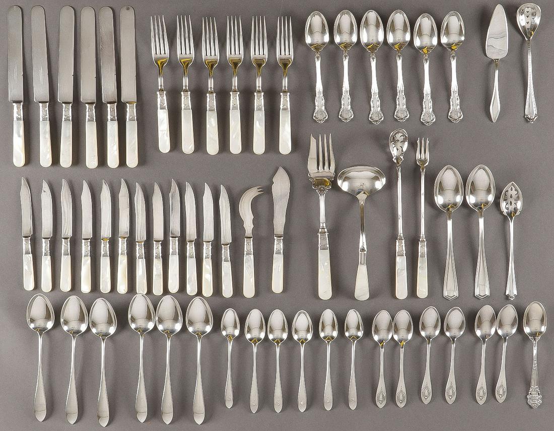 A MIXED STERLING & MOTHER OF PEARL FLATWARE GROUP (1 of 3)