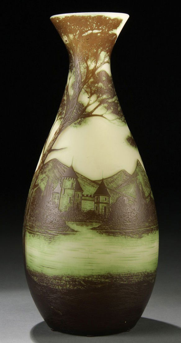 A GOOD LOETZ "RICHARD" CAMEO GLASS SCENIC VASE: A GOOD LOETZ "RICHARD" CAMEO GLASS SCENIC VASE, EARLY 20TH CENTURY. In gray glass overlaid with green and finely cut with a scene of a mountainous lake setting with castle and overhanging branches, si