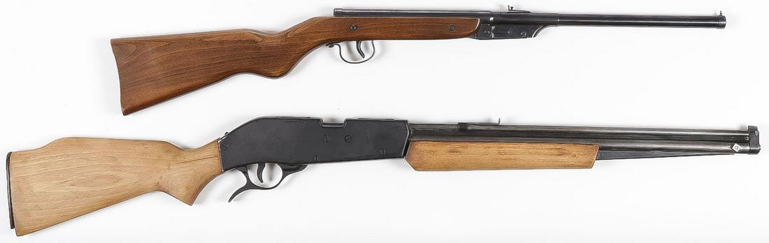 A PAIR OF AIR RIFLES: A PAIR OF AIR RIFLES. Comprising a Smith and Wesson model 77A in .22 Cal. serial # G036172, overall length 40 inches. Together with a Dianna model 16, overall length 32.5 inches.SHIPPING NOTICE:Jack