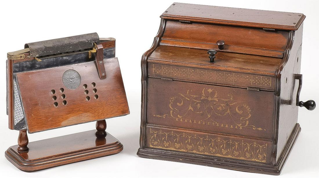 GOOD PAIR OF VINTAGE TABLE TOP ORGANETTES (1 of 4)