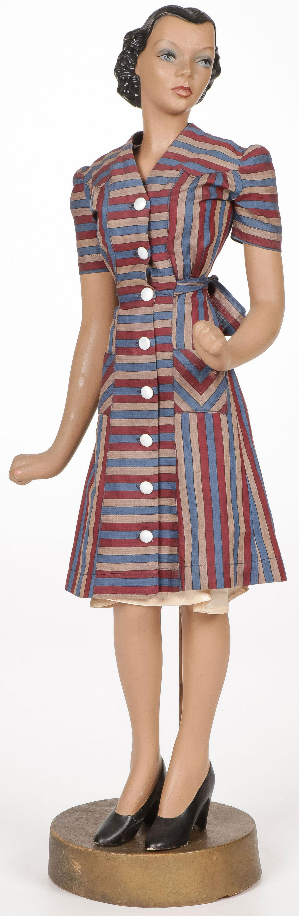 1940's Fashion Mannequin Auction